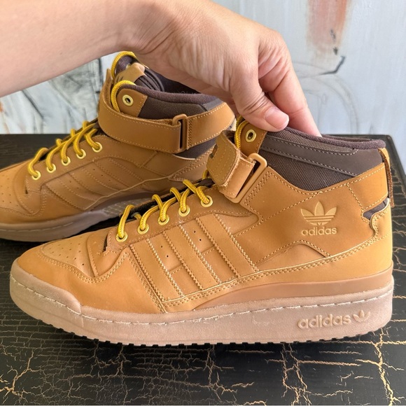 Adidas Originals Forum Mid sneakers in light brown size 11.5 - Picture 5 of 13